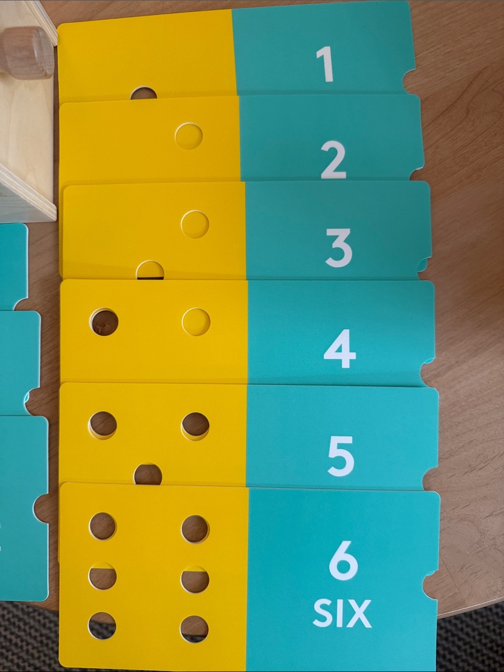 Lovevery Counting Box - Picture 4 of 4
